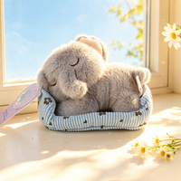 Peluche personnalisée mignonne en forme d'animal dormant, mini poupée en peluche animal couché avec lit doux, cadeau en peluche chat, éléphant, ours