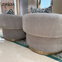 Canapé d'appoint moderne en velours gris nordique pour la maison, fauteuil de luxe pour salon avec décorations métalliques