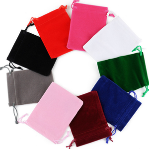 Op Maat Gemaakte Sieradenverpakkingstas Fluwelen Sieradentas Met Trekkoord - Product Image 1