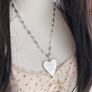 Collier pendentif étoile cœur unique, chaîne en métal, design étoile, bijoux tendance pour femmes - Product Image 3