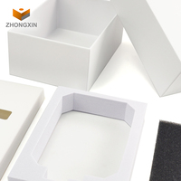 Couvercle en carton rigide personnalisé accepté et boîte de base accessoires universels emballage cadeau boîte d'emballage de téléphone portable pour l'électronique
