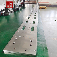 Rail industriel courbé non standard à section large, extrusion de haute qualité, usinage CNC de haute précision, série 6000, découpe et pliage