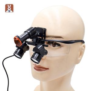 45 ° Chirurgische Tandheelkundige Loepen 4x-6x Verstelbare <span class=keywords><strong>Focus</strong></span> Vergrotende Loepen Met Draadloze Led Koplamp 5W Tandheelkundige Binoculaire Loepen - Product Image 1