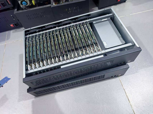 กล่องโทรศัพท์แบบเงียบ 20 ช่อง สำหรับทดสอบแอปพลิเคชัน พร้อมช่องเสียบ USB และช่องใส่เมนบอร์ดโทรศัพท์ รองรับการควบคุมกลุ่มอุปกรณ์ Android - Product Image 1