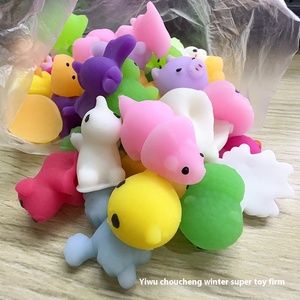 Mini jouet anti-stress créatif en TPR durable, en forme de dumpling, mignon, petit, fantaisie, marque TBQ, unisexe, à partir de 14 ans, pour le soulagement du stress transfrontalier - Product Image 3
