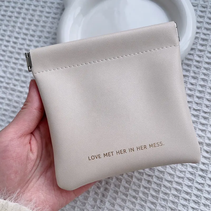 Chuanghua Custom Emboss Printing Squeeze Beige Pu Leather Bag For Mirror Jewelry Storage Closing Magnet Leather Jewelry Pouch