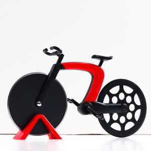 Cortador de Pizza de Acero Inoxidable 430, Rueda de Pizza Antideslizante de Acero ABS, Herramienta para Cortar Pizza para Uso en Cocina y Repostería - Product Image 4