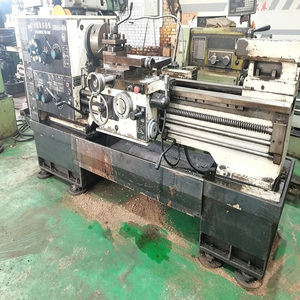 Torno de Centro de Rueda Mecánico Horizontal de Aleación de Metal Mini CME 220V, Máquina de Uso Ligero de Alta Eficiencia con 1 Año de Garantía en Venta - Product Image 3