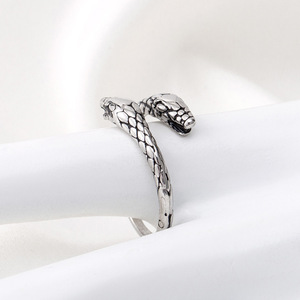 yunnique Unisex Snake Shape Titanium Steel <b>Open</b> <b>Ring</b> Animal Zodiac Design Gift Jewelry - Product Image 3
