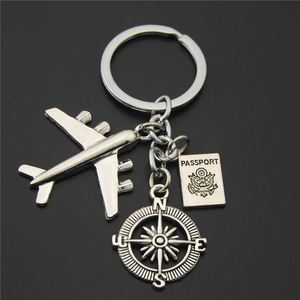 Porte-clés en métal en forme d'avion, vente en gros, plusieurs styles, porte-clés avion vintage antique, porte-clés avion 3D - Product Image 1