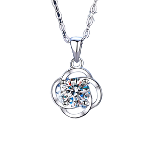 Collier tendance en argent sterling S925 avec pendentif trèfle porte-bonheur en moissanite incrustée 1,0 ct couleur D VVS, chaîne en forme de O, certifié GRA - Product Image 1