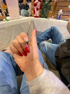 Prensa en las <span class=keywords><strong>uñas</strong></span> Almendra Día <span class=keywords><strong>de</strong></span> <span class=keywords><strong>San</strong></span> <span class=keywords><strong>Valentín</strong></span> <span class=keywords><strong>Uñas</strong></span> <span class=keywords><strong>cortas</strong></span> Prensa Ons con diseño <span class=keywords><strong>de</strong></span> lámina dorada, pegamento en las <span class=keywords><strong>uñas</strong></span> para regalo <span class=keywords><strong>de</strong></span> mujer - Product Image 2