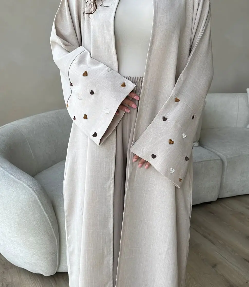 Musulman Turquie Élégant Cardigan Robe Islam Vêtements Femmes Dubaï 2024 Nouveau Plain Kimono Mode Amour Broderie Ouvert Abaya