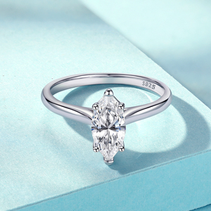 Anillo de Compromiso de Plata de Ley 925 Personalizado con Moissanita de 1 Quilate en Forma de Ojo de Caballo para Mujer con Certificación GRA - Product Image 6