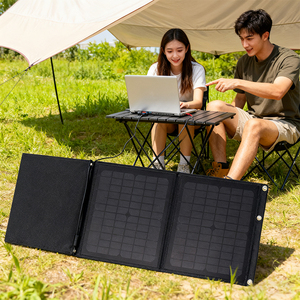 Oferta Especial: Mochilas con Cargador Solar de 10W/40W, Panel Solar Plegable Portátil, Envío Gratis - Product Image 1