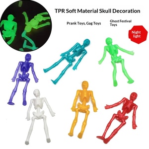 Juguete de Broma de Halloween, Esqueleto de Zombie Pequeño, Elástico, de Goma Suave TPR que Brilla en la Oscuridad, para Jóvenes de 7 a 14 Años - Product Image 2
