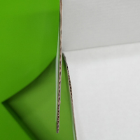 Boîte d'expédition pliable avec doublure intérieure imprimée personnalisée, impression de texte de marque personnalisée, emballage pour vêtements, boîtes d'expédition en carton ondulé
