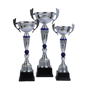 Colección Yiwu, <span class=keywords><strong>copa</strong></span> <span class=keywords><strong>de</strong></span> metal y vástago <span class=keywords><strong>de</strong></span> plástico, trofeo <span class=keywords><strong>de</strong></span> <span class=keywords><strong>la</strong></span> liga europea, trofeos <span class=keywords><strong>de</strong></span> fútbol y medallas, trofeo - Product Image 1
