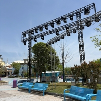 Plaque de base en aluminium pour écran LED de toit, utilisée dans les systèmes de structures de treillis, avec une scène, pour les plateformes de scène d'événements en plein air