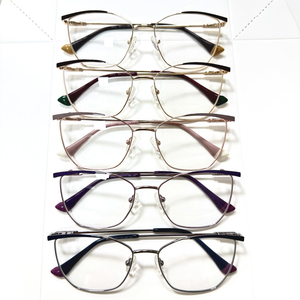 กรอบแว่นตาโลหะเต็มกรอบแฟชั่นใหม่ปี <span class=keywords><strong>2026</strong></span> ทรงแคทอายลายเรียบสำหรับทุกเพศเพื่อการปกป้องดวงตา - Product Image 6