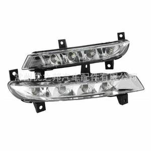 Feux antibrouillard et feux de jour pour Skoda Octavia RS 2009-2013 type LED 1Z0941067 1Z0941068 - Product Image 1