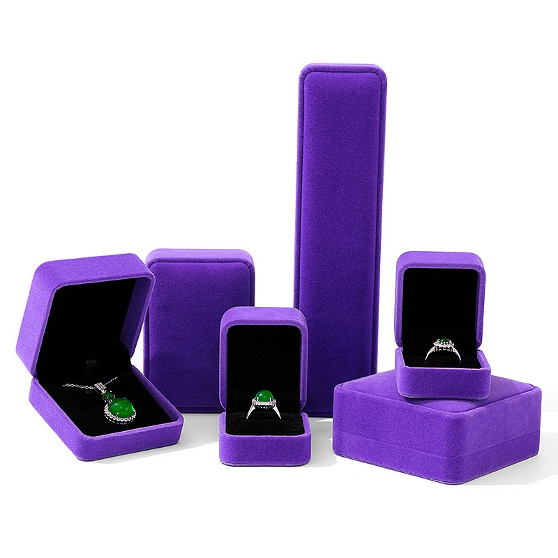 Caja de pulsera morada