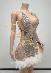 Ocstrade 2025 Abito da Festa <span class=keywords><strong>con</strong></span> Strass Scintillanti, Scollatura Profonda Senza Maniche, Cristalli Trasparenti, Corto e Sexy <span class=keywords><strong>con</strong></span> <span class=keywords><strong>Piume</strong></span> per Compleanno - Product Image 4