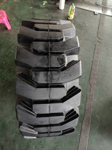 385/65-24 neumáticos de goma sólida prensa neumáticos Solideal para montacargas neumático en venta - Product Image 4