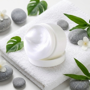 Crème au charbon de bambou en marque privée OEM ODM, nettoyage en profondeur, purification, peau lisse, soin du visage et du corps, <span class=keywords><strong>baume</strong></span> exfoliant - Product Image 1