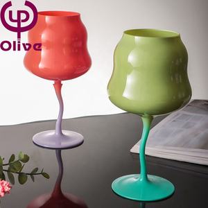 Tige de mariage Coupe de vin de Champagne Fête Margarita <span class=keywords><strong>Martini</strong></span> Verre à cocktail Bar Gradient Macaron Verre à vin en cristal de couleur - Product Image 4