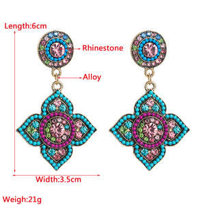 Kaimei Fashion Jewelry Boucles d'oreilles sémitiques de tempête ethnique vintage avec diamants colorés Boucles d'oreilles exagérées en perles Boho Palace Flower - Product Image 5