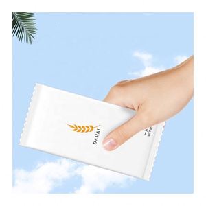 Lingettes humides jetables biodégradables non tissées pour restaurant et hôtel, en gros, portables, individuelles, à l'eau pure - Product Image 2