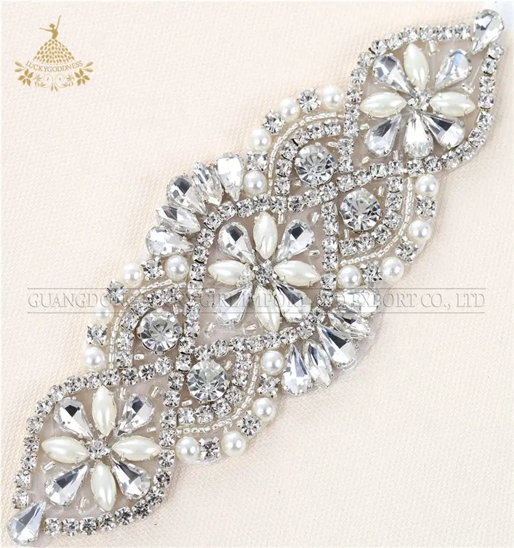 Shinning crystal appliques for wedding dresses fashion bridal sash crystal rhinestone applique for wholesale