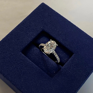 เครื่องประดับเพชร CVD ขายส่ง 2 กะรัต รูปทรงวงรี สี D ความสะอาด VVS2 พร้อมตัวเรือนเพชร CVD ราคาขายส่ง - Product Image 6