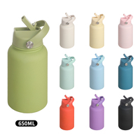 Bouteille d'eau sport en acier inoxydable 650 ml/22 oz, à large ouverture, avec poignée portable et couvercle à bec verseur, gobelet isotherme sous vide pour la vente en gros