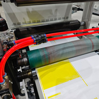 Mesin cetak flexographic otomatis stiker mesin label cetak untuk bisnis kecil untuk kemasan makanan tas kertas cangkir kertas