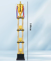 Trophée JIATAO en métal gravé à quatre colonnes pour les compétitions sportives de marathon, de basketball et de football pour enfants, personnalisable