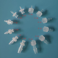 Connecteur Luer double mâle guidé par la drogue Accessoires de distribution d'adhésif de conversion de fil de seringue en plastique PP connecté bout à bout