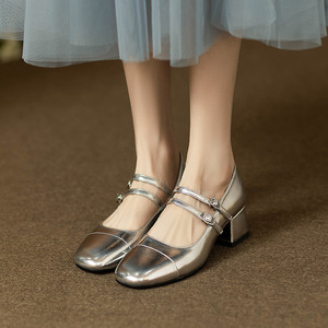 Zapatos de Tacón Bajo con Correa y Logotipo Personalizado, de Moda, con MOQ Bajo, para Mujer, Estilo Chunky Loafers - Product Image 2