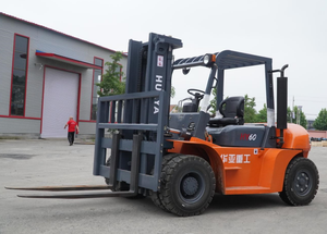 Carretilla elevadora diésel HUAYA confiable 1-2,5 T 3-7m Levante todo terreno Motor japonés Certificado CE Precio asequible con EPA - Product Image 2