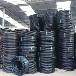 Tuyau en rouleau en plastique noir HDPE/LDPE haute pression, durable, résistant aux UV, écologique, pour l'irrigation agricole et l'arrosage de jardin - Product Image 3