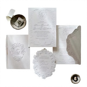 Cartes d'<span class=keywords><strong>invitation</strong></span> de mariage personnalisées de luxe classiques gaufrées avec impression numérique sur papier offset pour des mariages élégants - Product Image 2