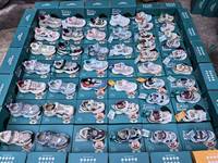 Stock en gros de chaussures de sport d'été pour enfants, en maille respirante, à semelle épaisse et amortissante