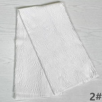 Tissu Jacquard Double Face en Polyester Brocart, Conception Personnalisée, 76 g/m², Léger, Motif Teint en Fil pour la Conception de Vêtements