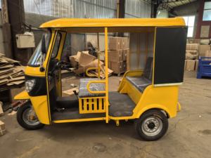 Vendita calda a 3 ruote 200cc rized passeggero triciclo Tuk Tuk e Taxi - Product Image 2