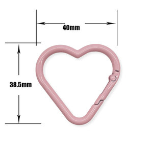 Mosquetón <span class=keywords><strong>de</strong></span> aleación <span class=keywords><strong>de</strong></span> zinc colorido con cierre <span class=keywords><strong>de</strong></span> resorte <span class=keywords><strong>de</strong></span> corazón grande, accesorio DIY para llavero, anillo abierto, colgante para bolso - Product Image 6