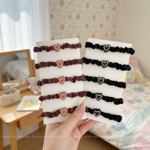 Bandeaux pour cheveux pour enfants tendance rétro élégants et scintillants, fleurs en acrylique, velours satiné, perles douces, vente en gros pour décorations de cheveux - Product Image 2