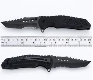 Distributor retailer Tactical knife Equipped with flint and whistle jungle camping knife fixed survival knife