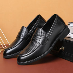 Mocasines para Hombre, Diseño de Moda, Zapatos de Boda para Otoño, Parte Superior de PU, Ligeramente Acolchados, Impermeables, Zapatos Sin Cordones para Oficina y Trabajo - Product Image 1