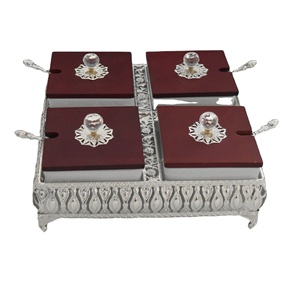 Table de cuisine en métal, porcelaine et bois argenté, 4 boîtes à épices, pots à condiments - Product Image 1